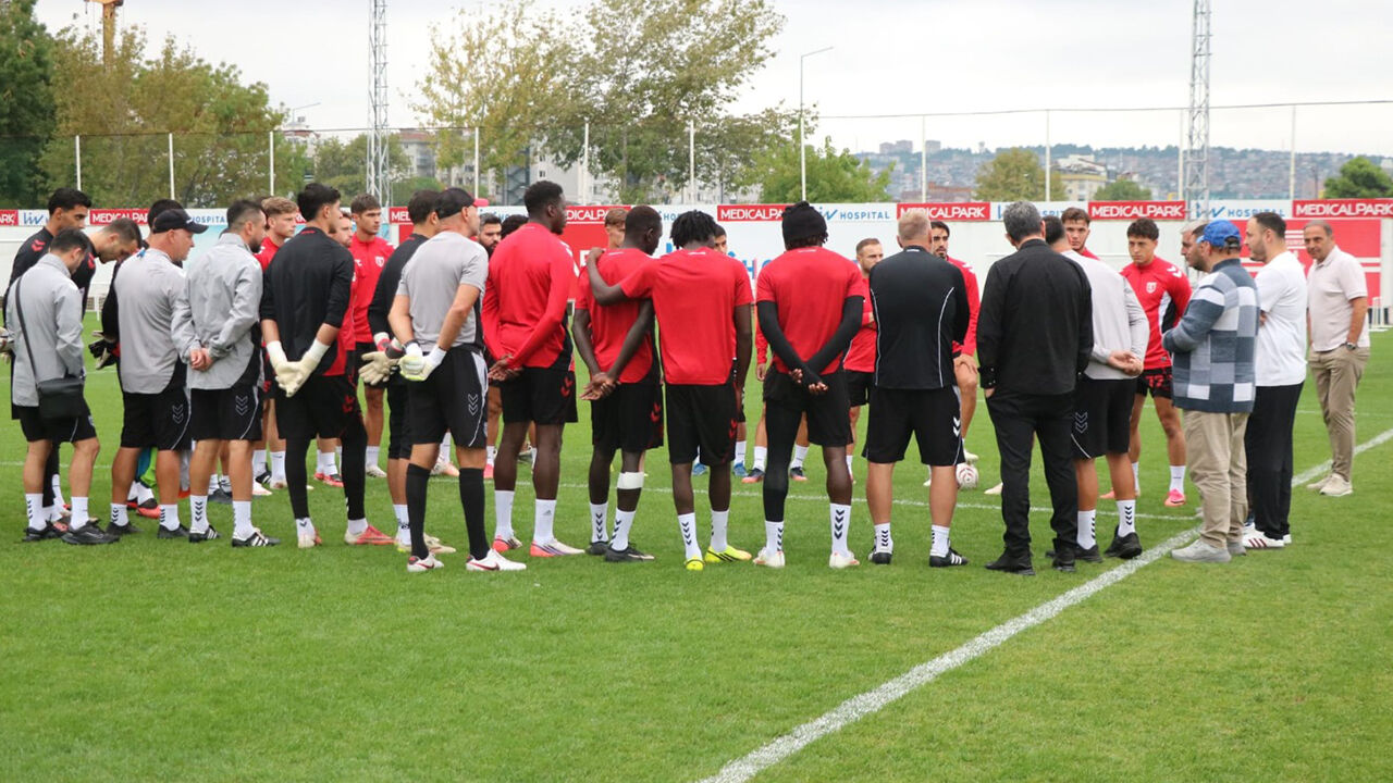 Samsunspor'da yeni hoca arayışı! Fink sonrası ilk sinyal