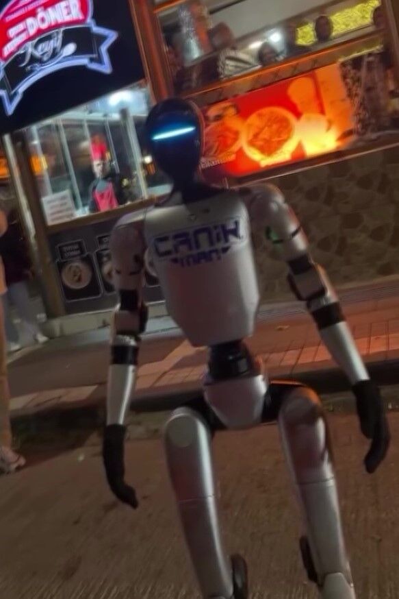 Samsun haber: Samsun'un robotu CANİKMAN Amasya sokaklarında şov yaptı!