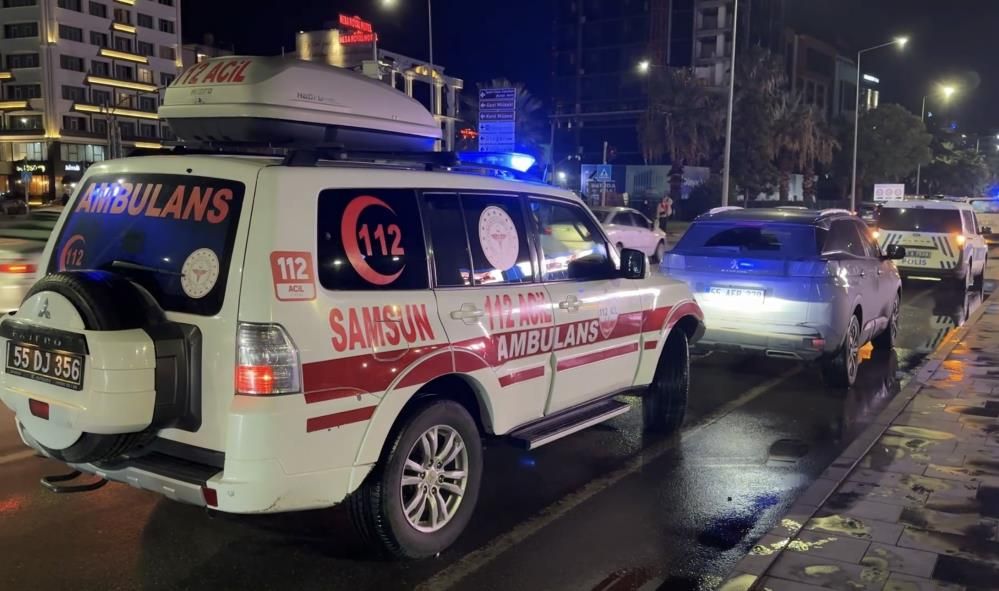 Samsun Haber: Samsun’da trafik ışıklarında kaza! Yaya hastanelik oldu