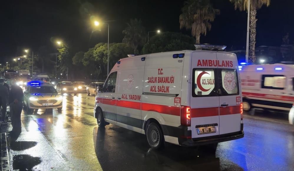 Samsun Haber: Samsun’da trafik ışıklarında kaza! Yaya hastanelik oldu