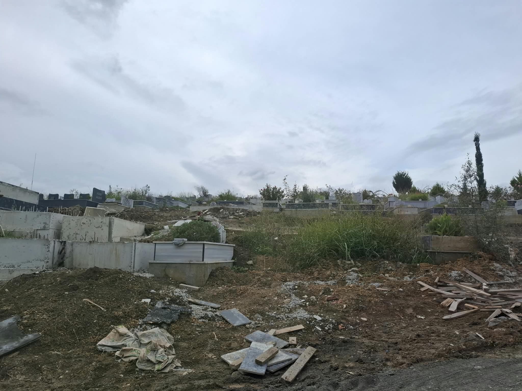 samsun haber: Samsun Derecik Mezarlığı'nda vatandaşın sorunu bitmiyor