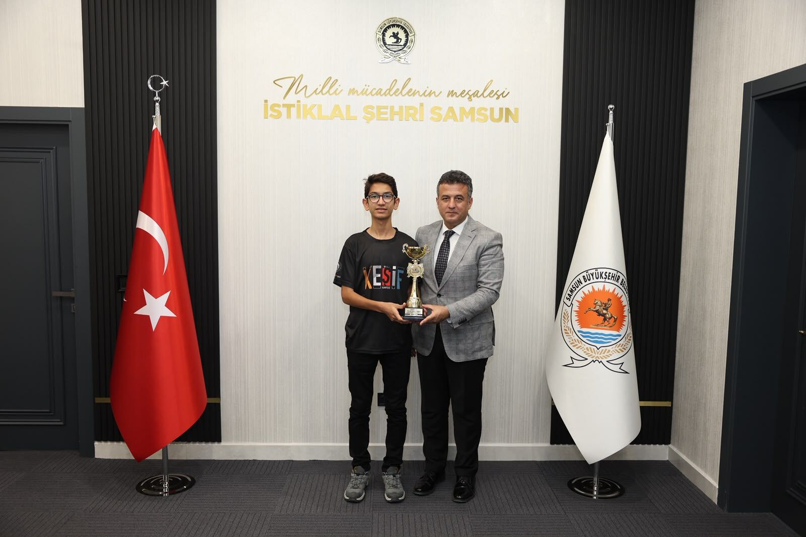 Samsun haber: Samsunlu Şampiyon Kerem Yiğit’ten Başkan Halit Doğan’a ziyaret