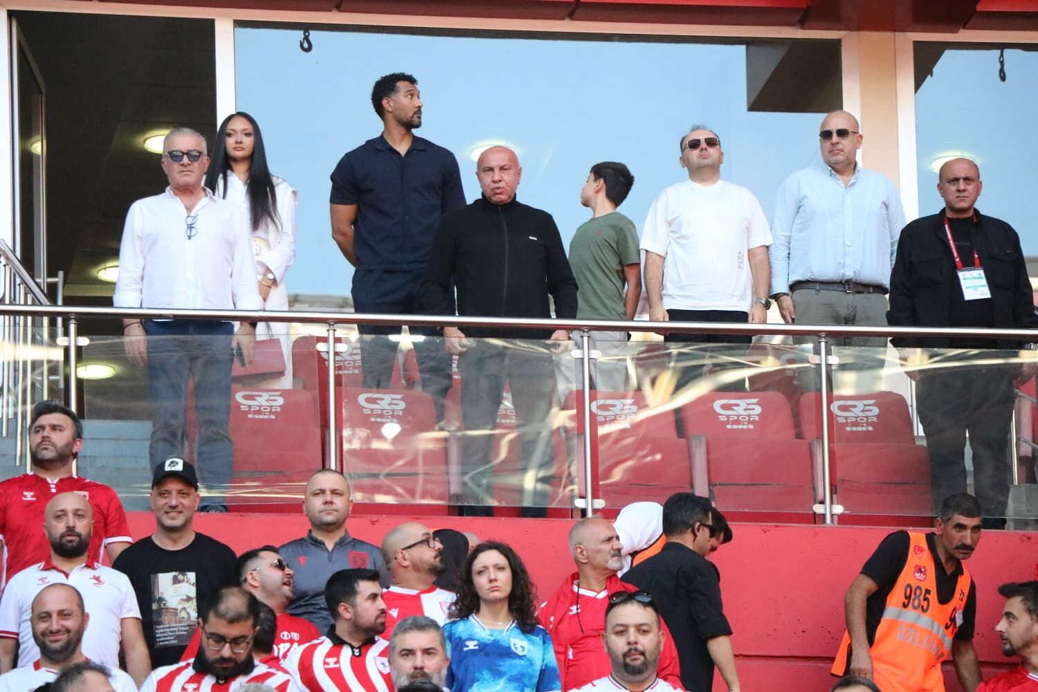 Samsunspor Başkanı Yüksel Yıldırım’dan taraftarlara yakın ilgi