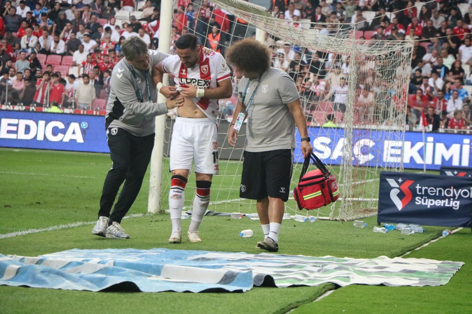 Samsunspor'da Fatih Kaya şoku! Kaburgası kırıldı 