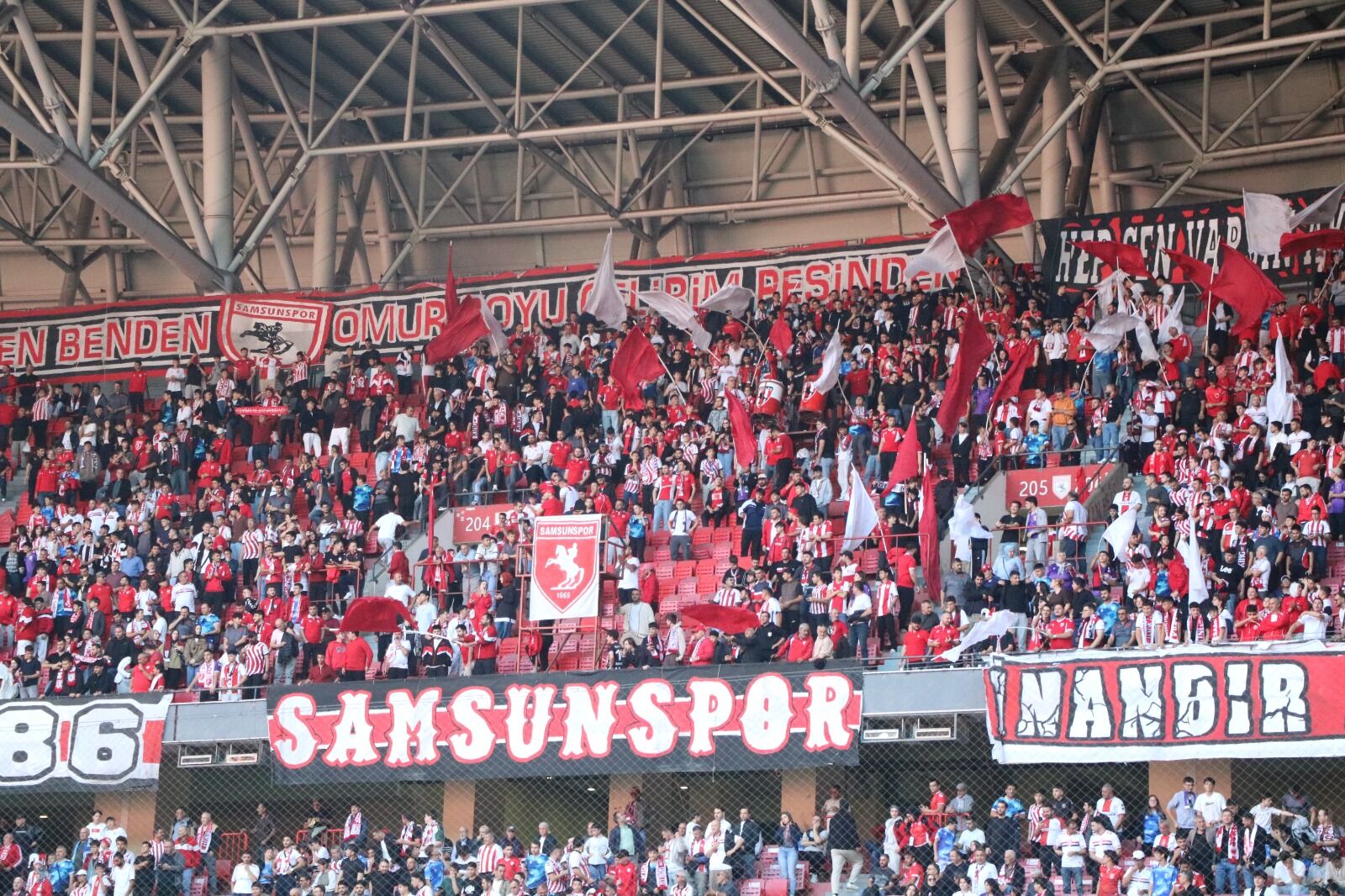 Samsunspor’da Şirinler’den istifa çağrısı