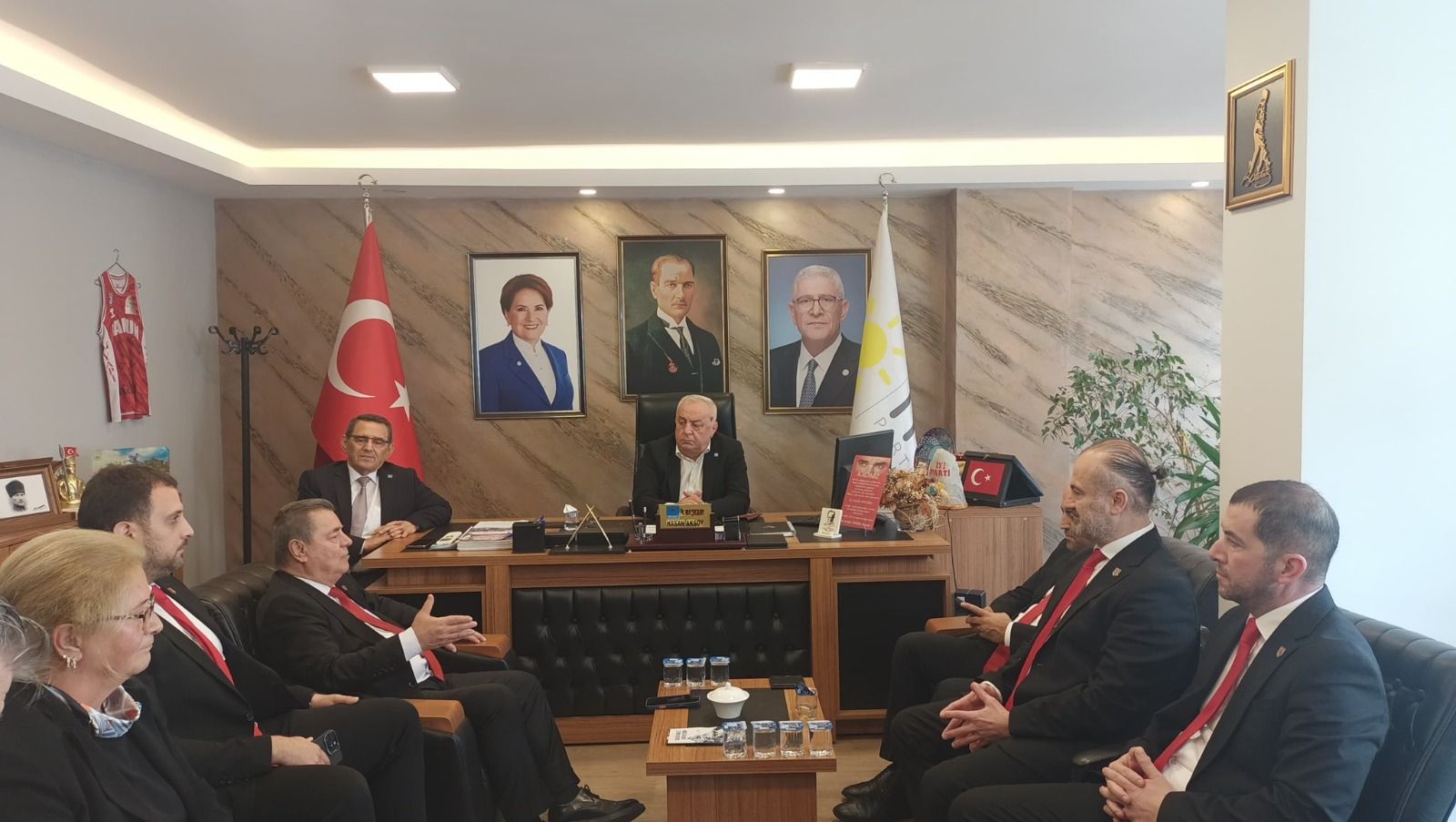 Samsunspor haber: Samsunspor'dan İYİ Parti'ye ziyaret