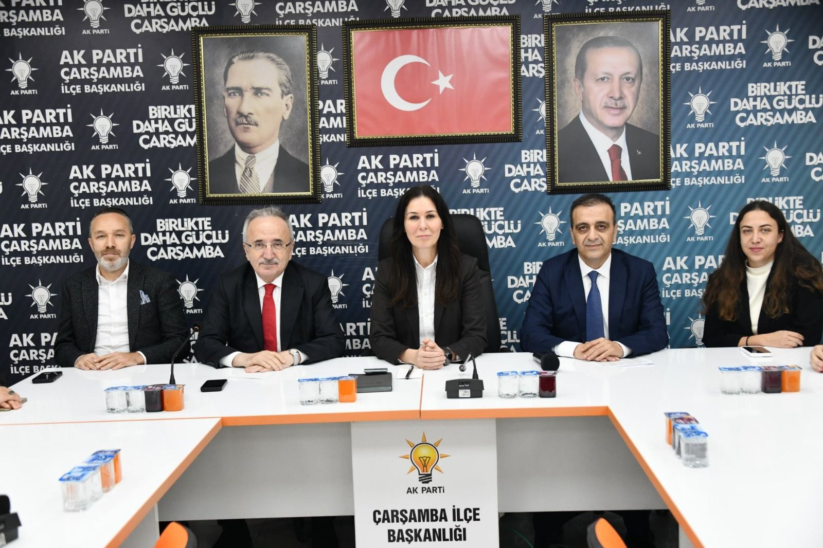 AK Partili Çiğdem Karaaslan Samsun’da sahaya indi! Talepleri dinledi