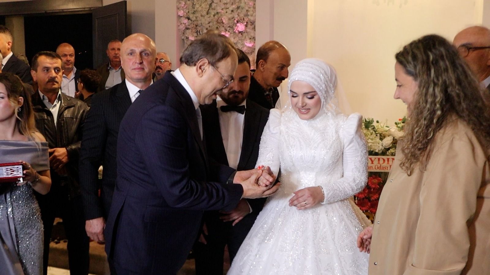 Samsun'da rüya gibi bir düğün Ece ve Gencay dünyaevine girdi