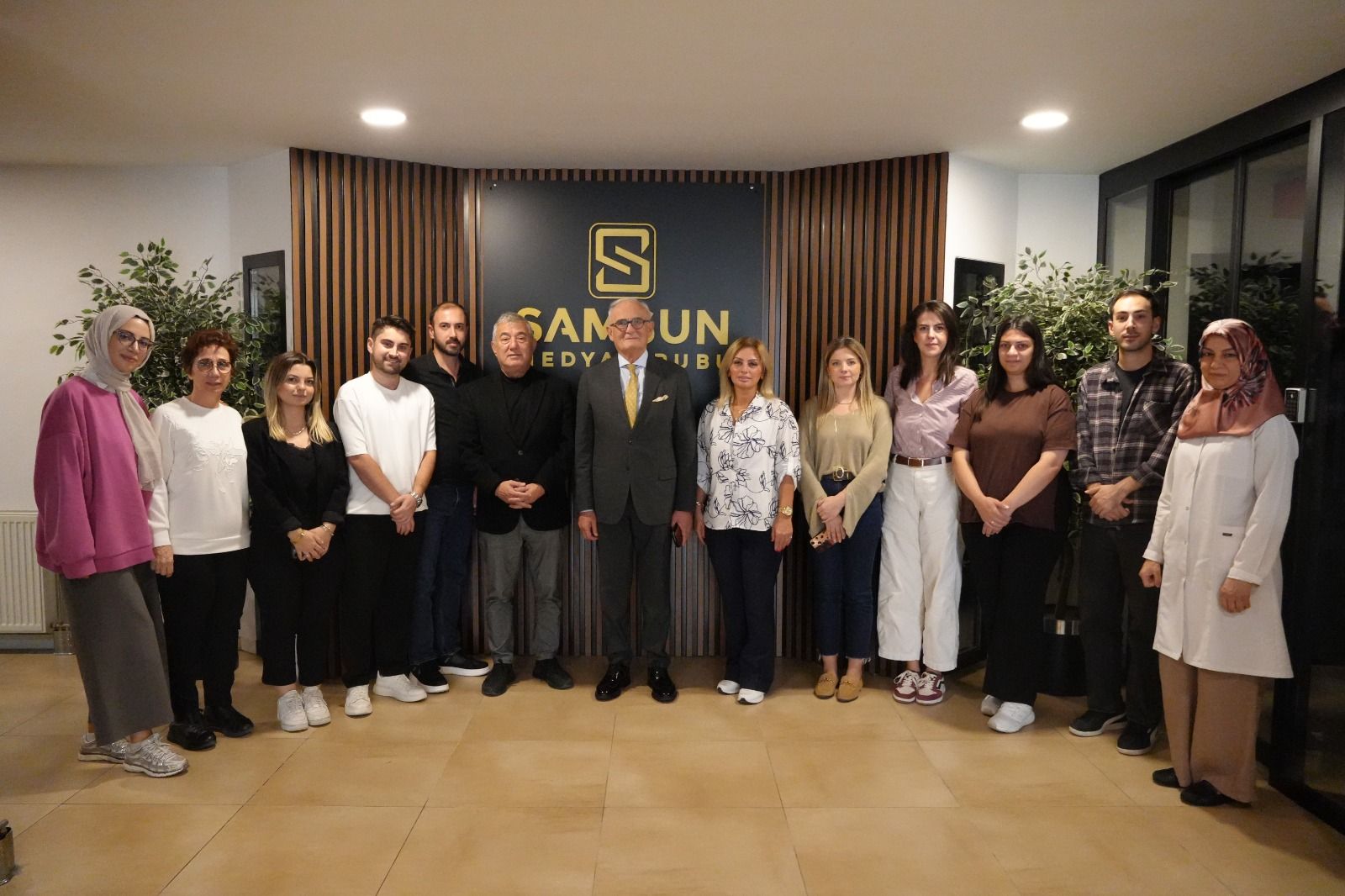 Samsun haber: AK Partili Yusuf Ziya Yılmaz’dan SMG'ye ziyaret