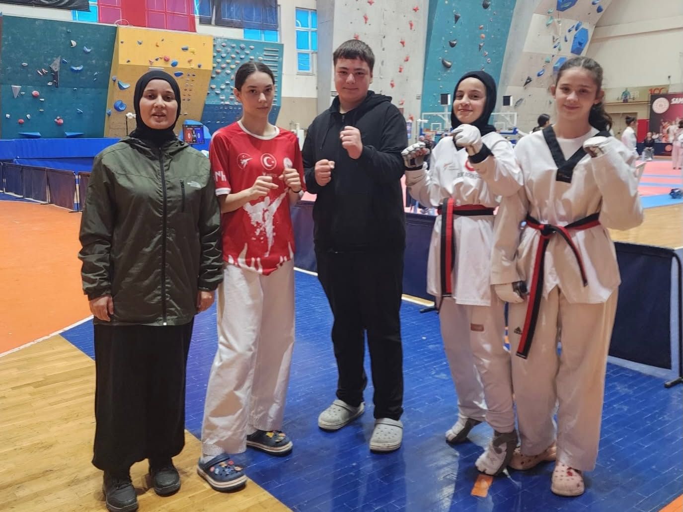samsun haber: Salıpazarı'ndan taekwondoda çifte şampiyonluk!