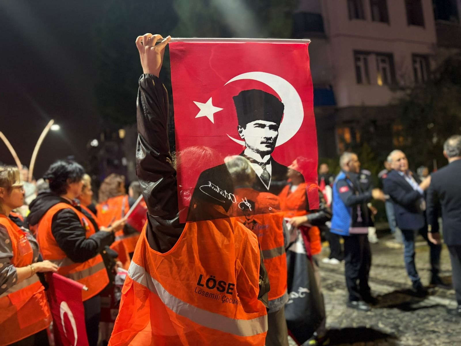 samsun haber: LÖSEV Samsun'da 29 Ekim için tek yürek oldu