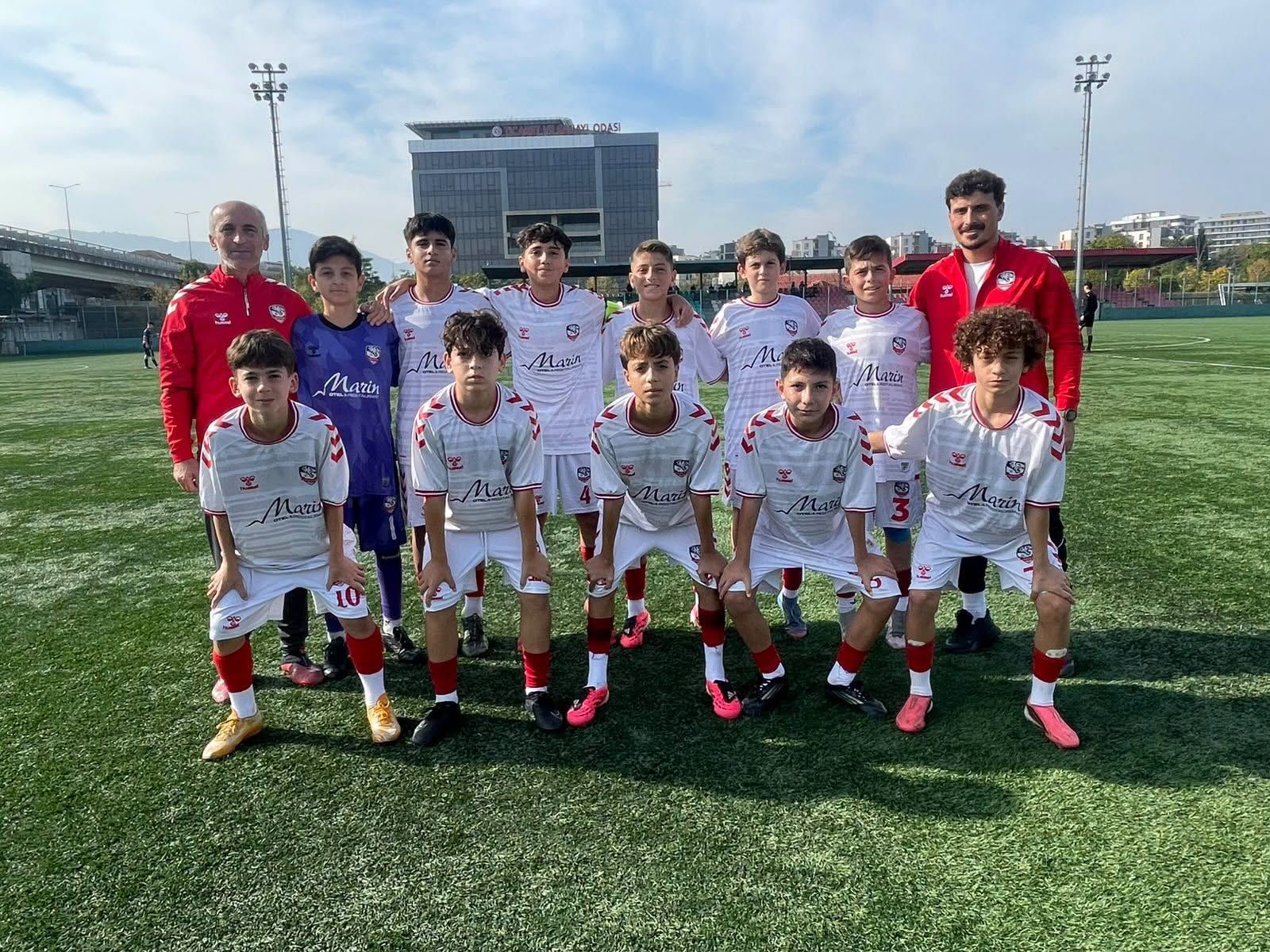 samsun haber Kadıköyspor'dan 9 gollü galibiyet