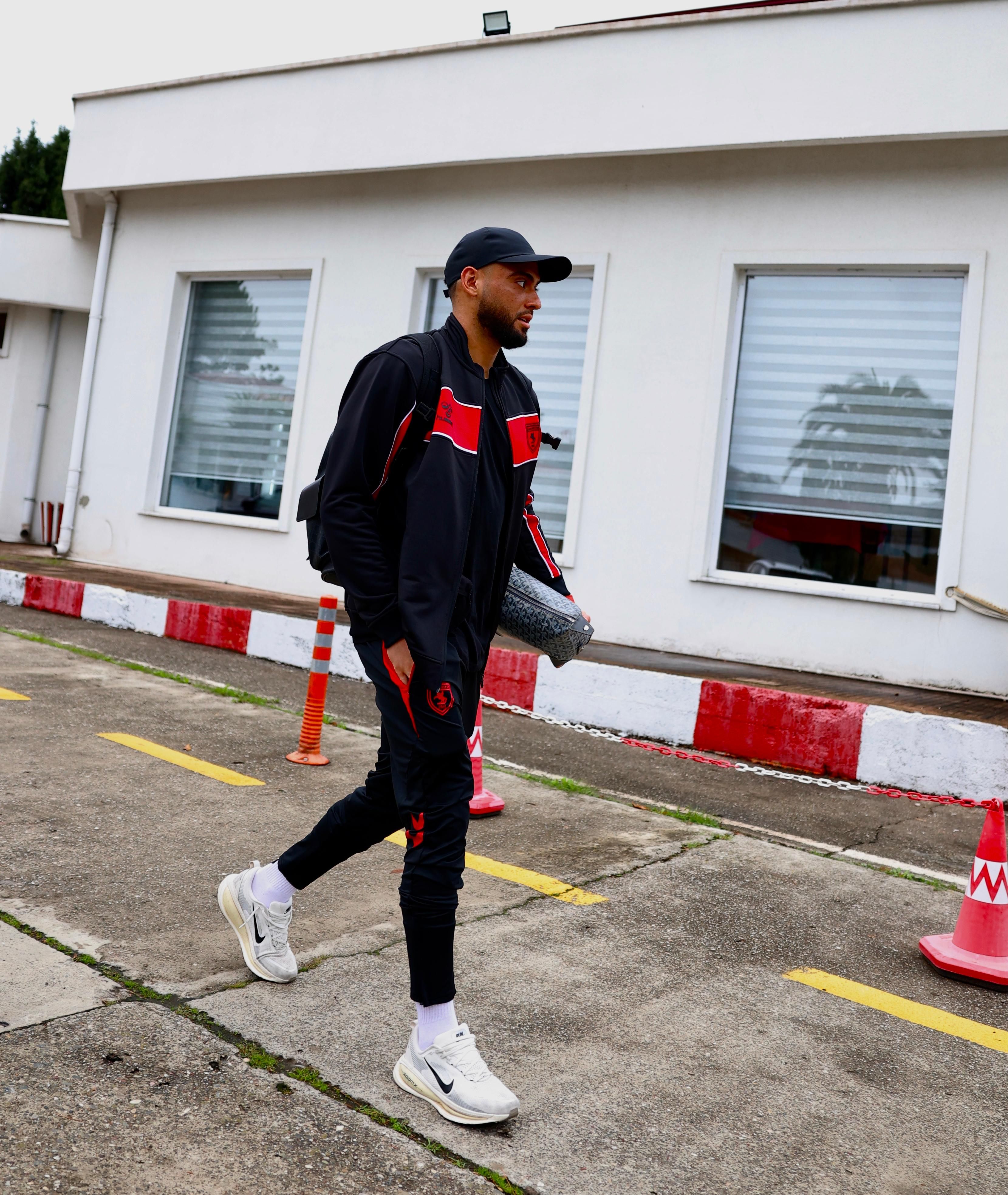 Samsunspor haber: Samsunspor Başakşehir maçı için İstanbul’a hareket etti